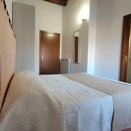 Francescana 호스텔 *